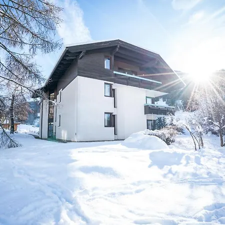 Ortners Mauerwirt - Leistbarer Luxus Apartment Bad Kleinkirchheim