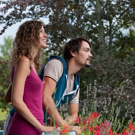 Ortners Mauerwirt - Leistbarer Luxus * Бад Кляйнкирххайм