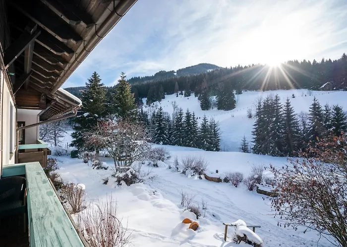 Ortners Mauerwirt - Leistbarer Luxus Lägenhet Bad Kleinkirchheim