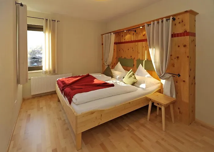 Ortners Mauerwirt - Leistbarer Luxus Apartment Bad Kleinkirchheim