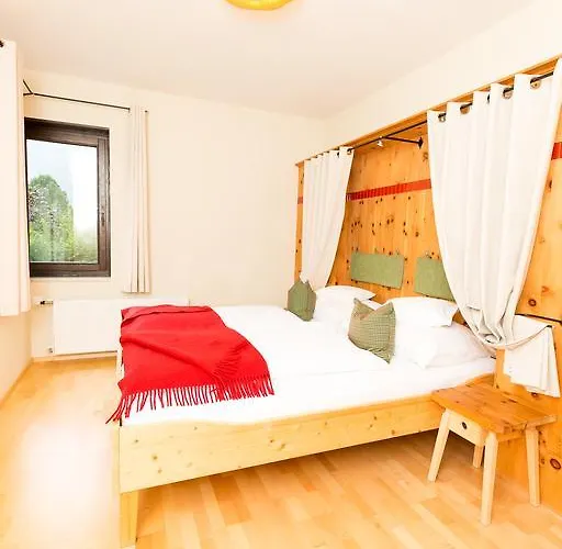 Ortners Mauerwirt - Leistbarer Luxus Apartment Bad Kleinkirchheim