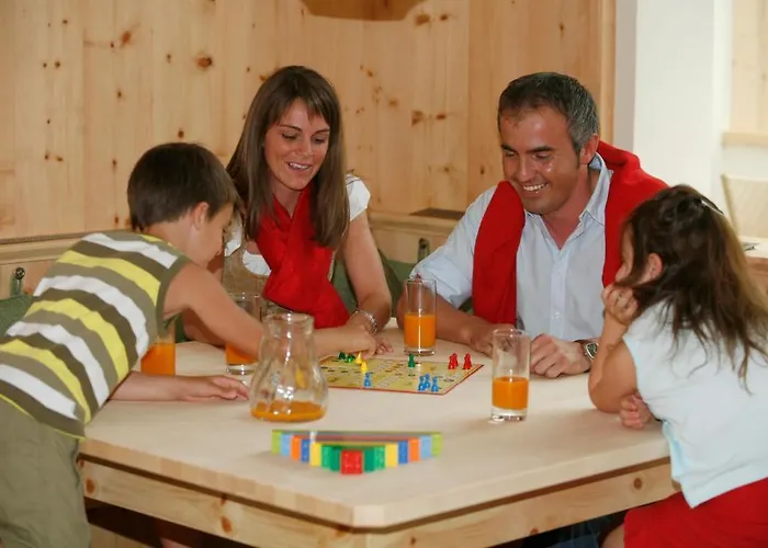 Ortners Mauerwirt - Leistbarer Luxus Lägenhet Bad Kleinkirchheim